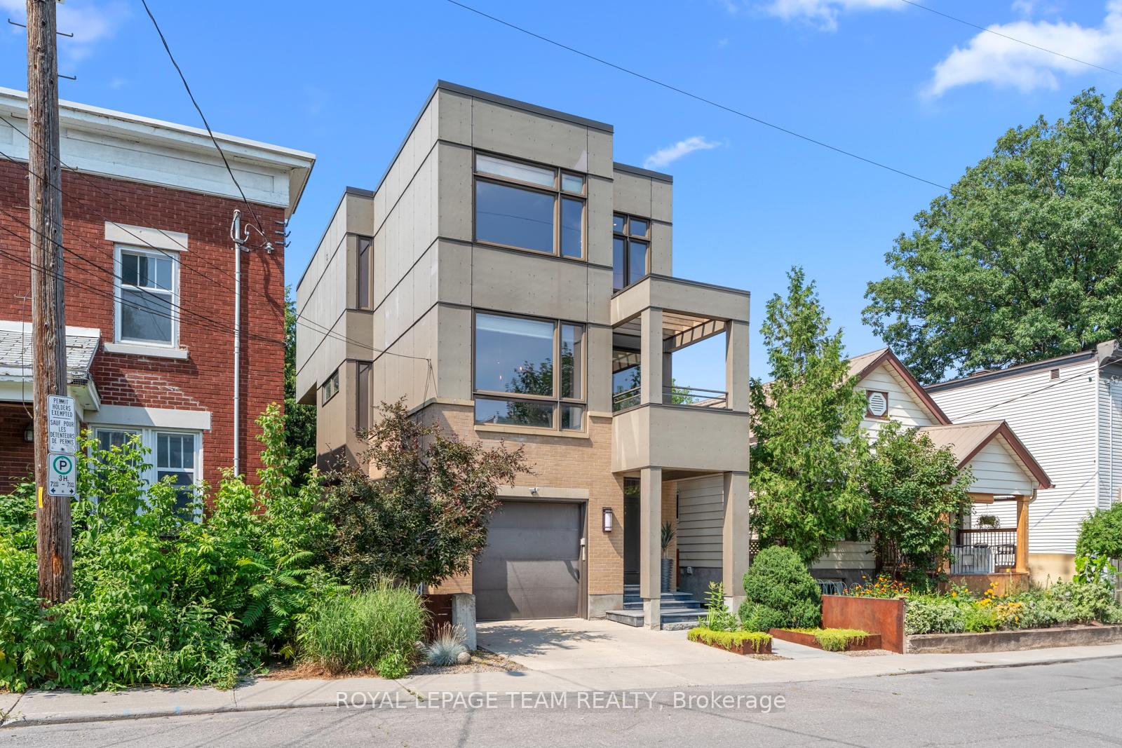 Photo 1 of 50 Bertrand Street, Ottawa, Lindenlea — HOMEH