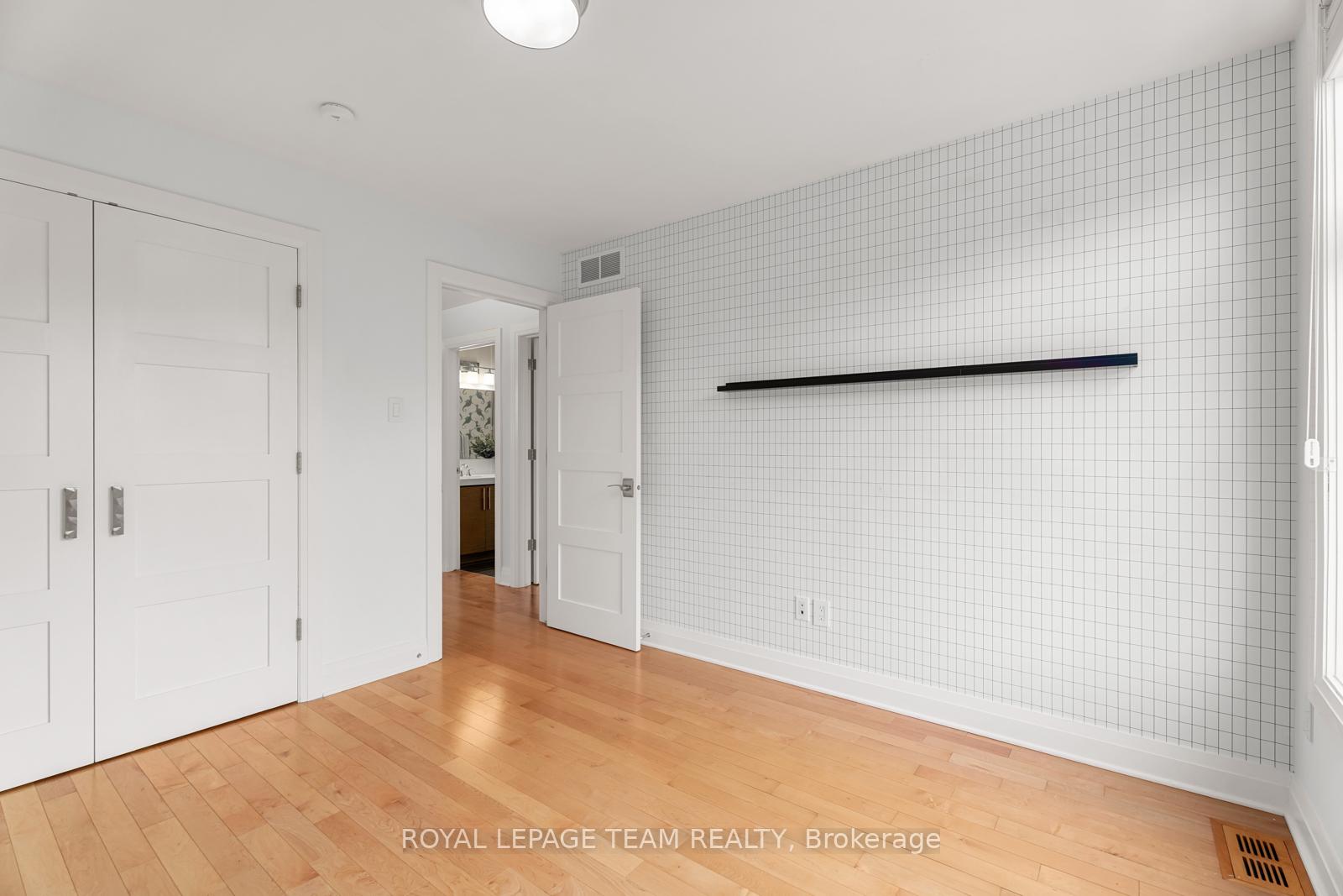 Photo 18 of 50 Bertrand Street, Ottawa, Lindenlea — HOMEH