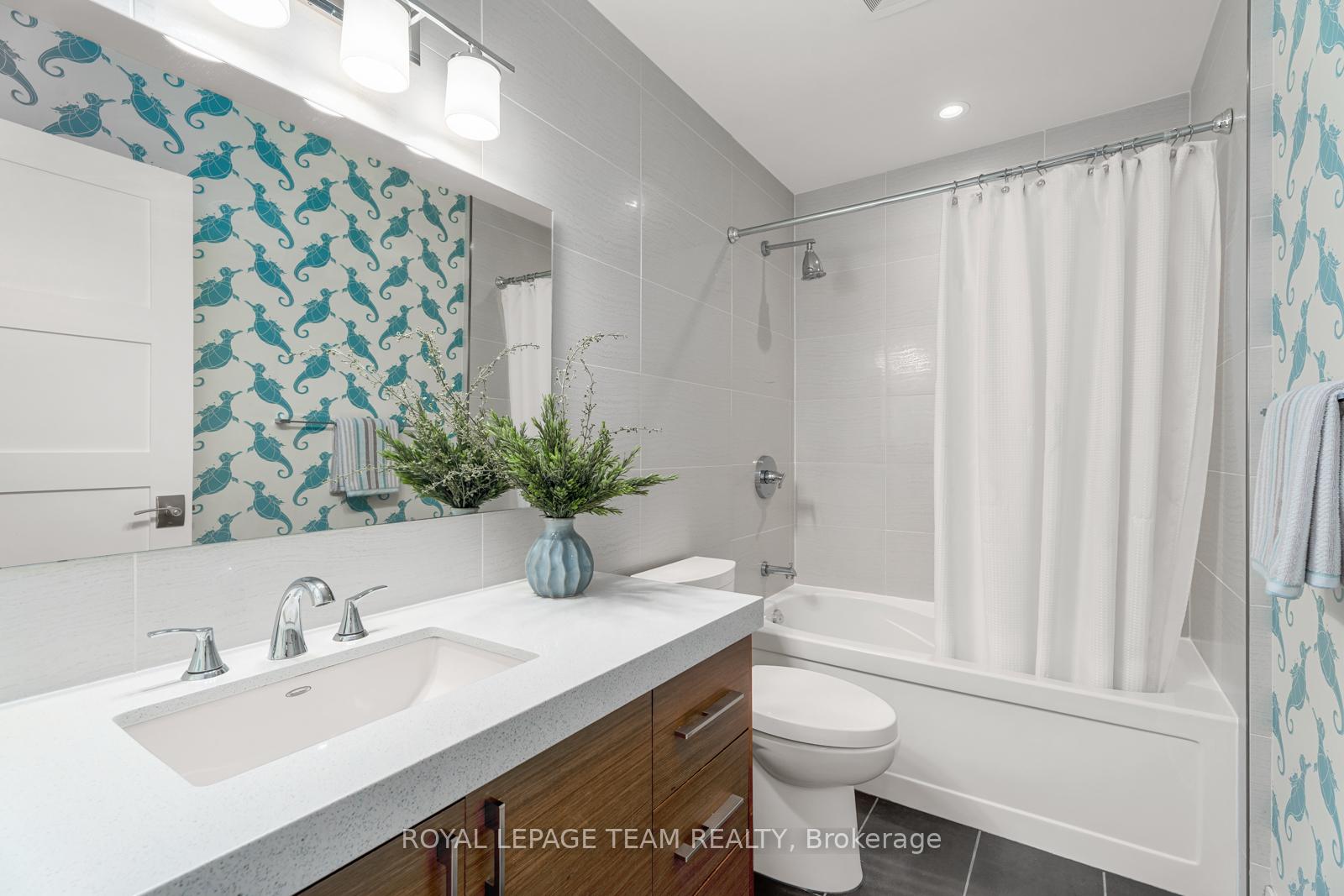 Photo 19 of 50 Bertrand Street, Ottawa, Lindenlea — HOMEH