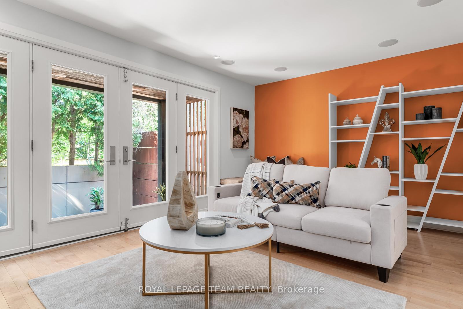 Photo 23 of 50 Bertrand Street, Ottawa, Lindenlea — HOMEH