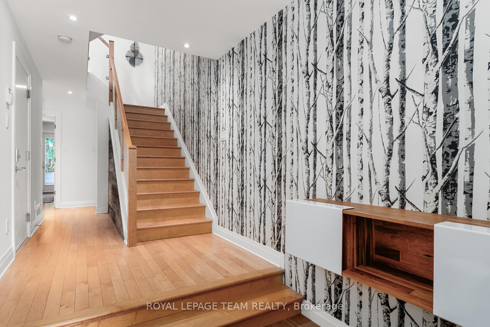Photo 25 of 50 Bertrand Street, Ottawa, Lindenlea — HOMEH