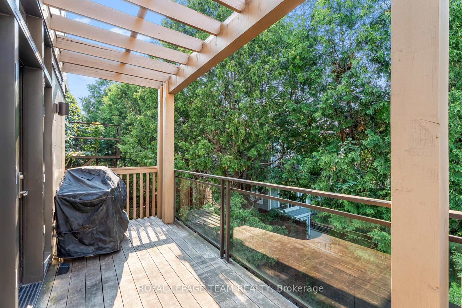 Photo 29 of 50 Bertrand Street, Ottawa, Lindenlea — HOMEH