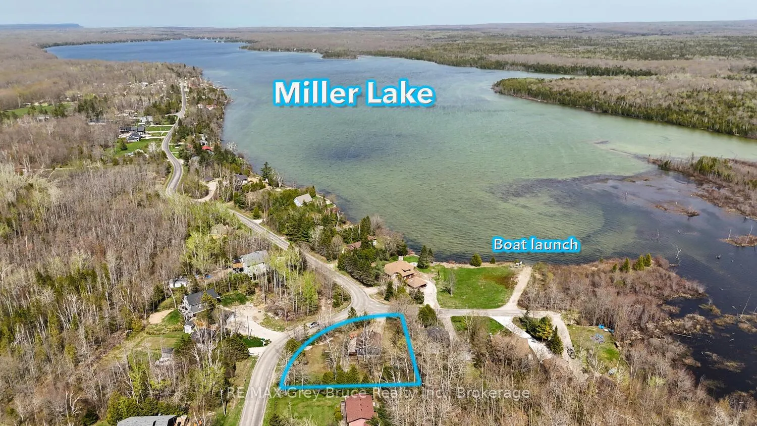 Photo 2 of 136 Maple Drive, Northern Bruce Peninsula — HOMEH