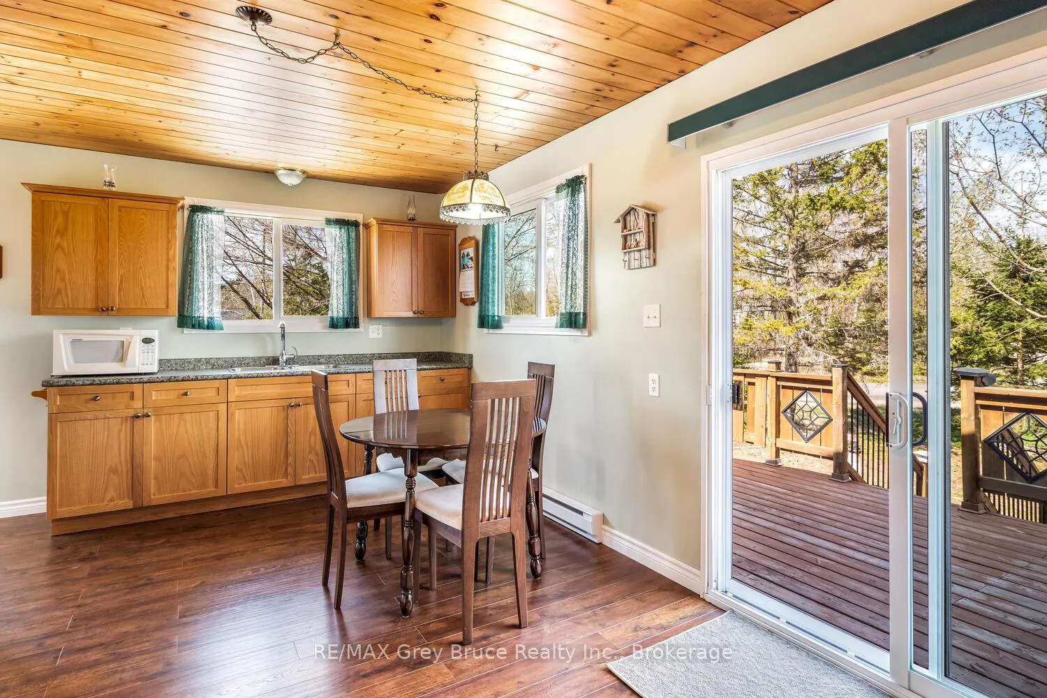 Photo 6 of 136 Maple Drive, Northern Bruce Peninsula — HOMEH