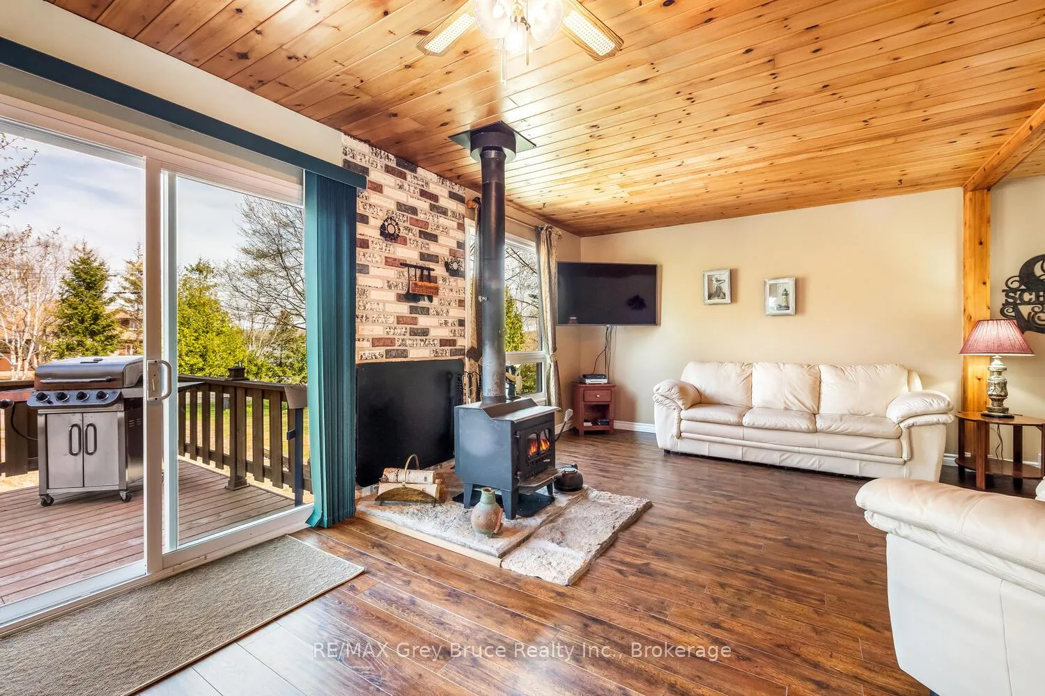 Photo 12 of 136 Maple Drive, Northern Bruce Peninsula — HOMEH