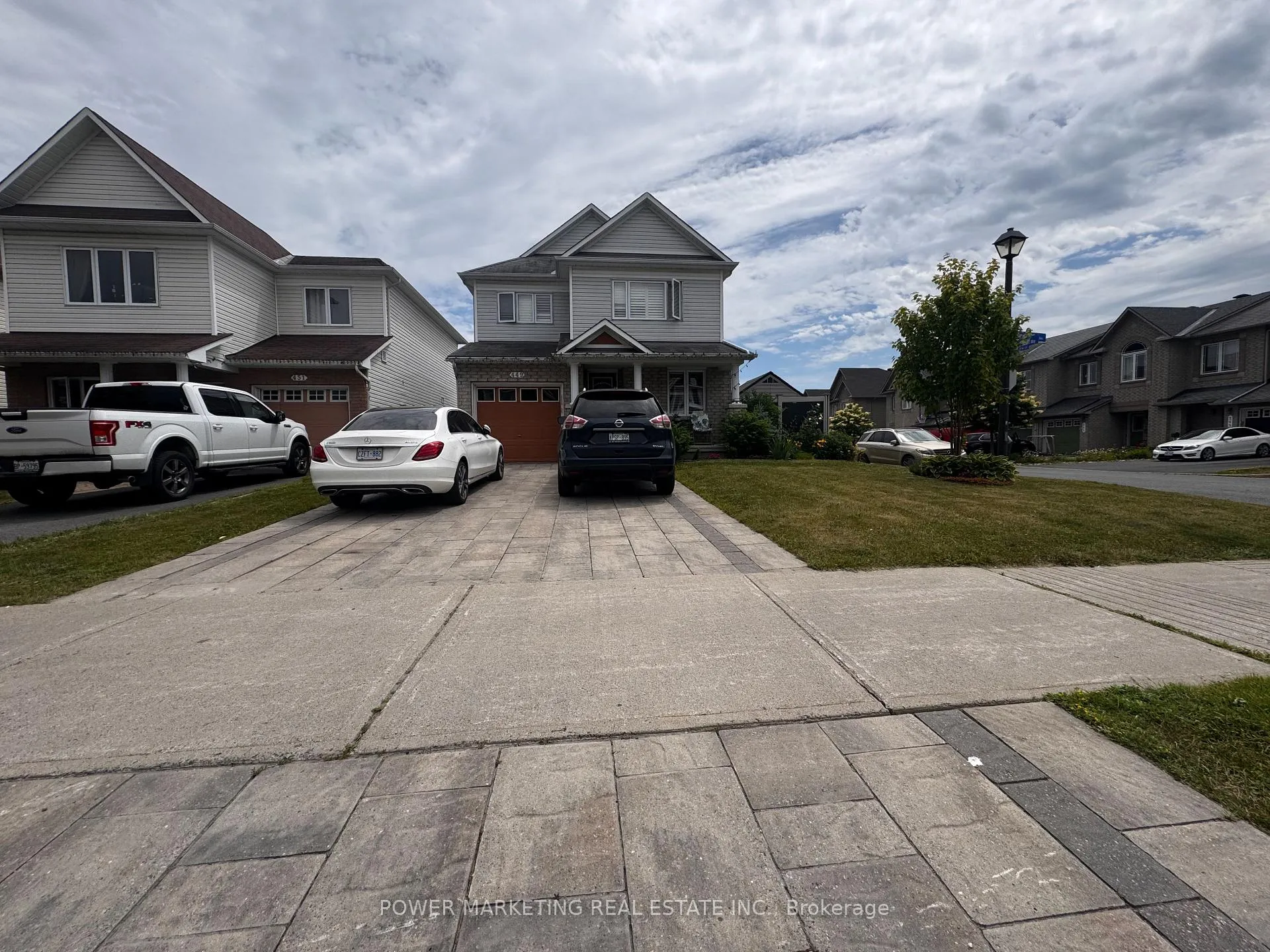 Front of 449 Harvest Valley Avenue