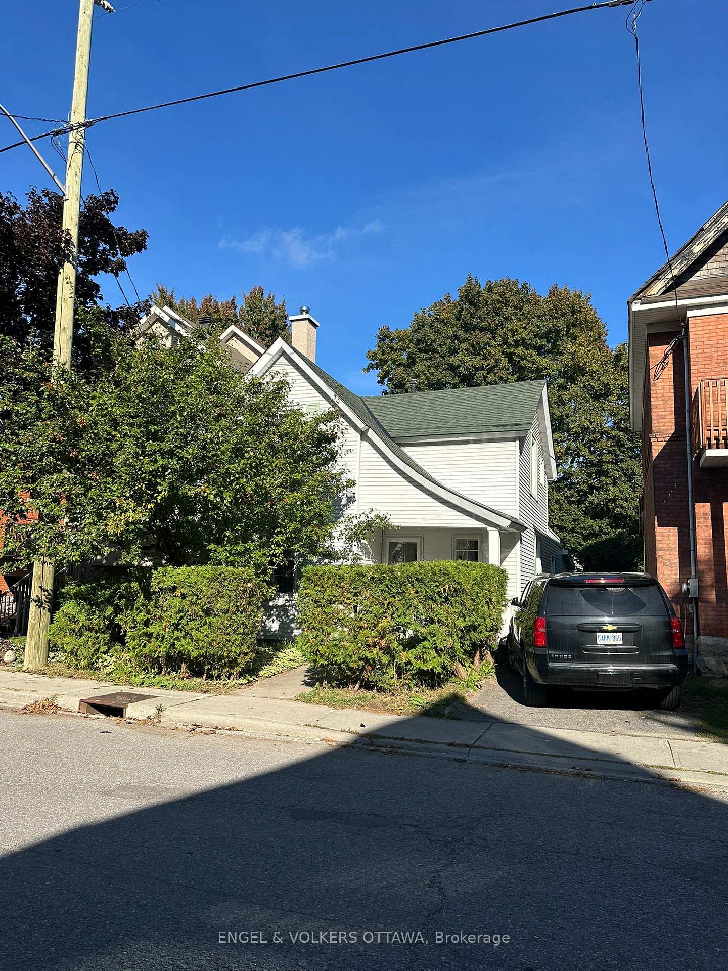 Front of 89 Waverley Street