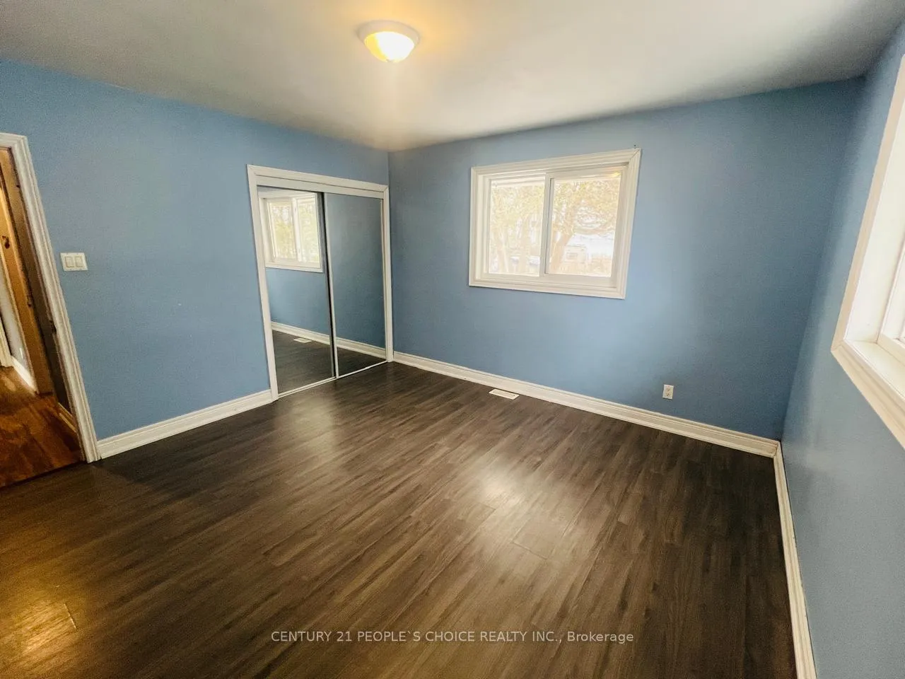 Photo 9 of 1086 Lakeshore Road, Norfolk, Rural Houghton — HOMEH