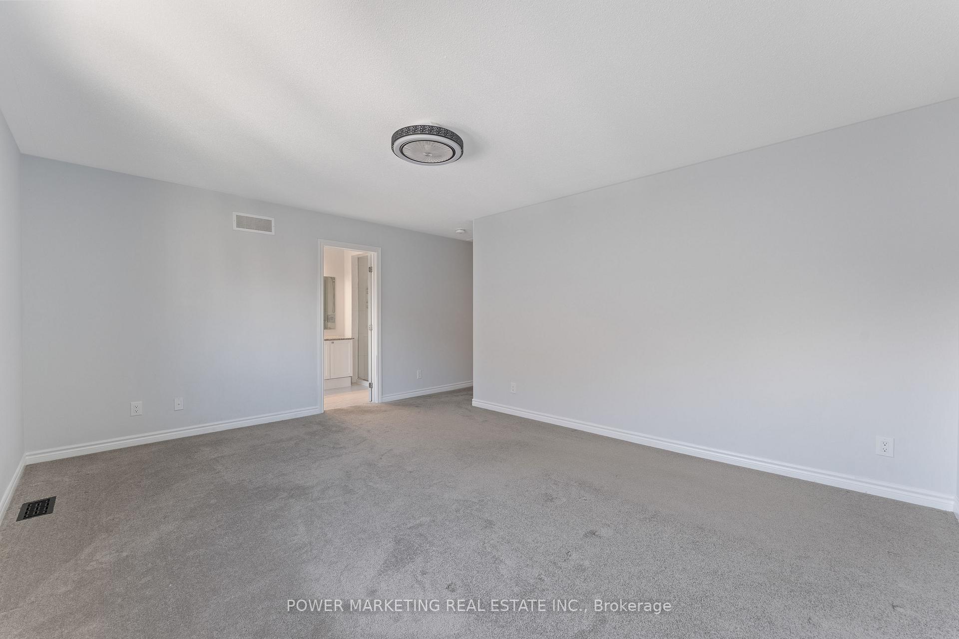 Photo 17 of 815 Henslows Circle, Ottawa, Avalon West — HOMEH
