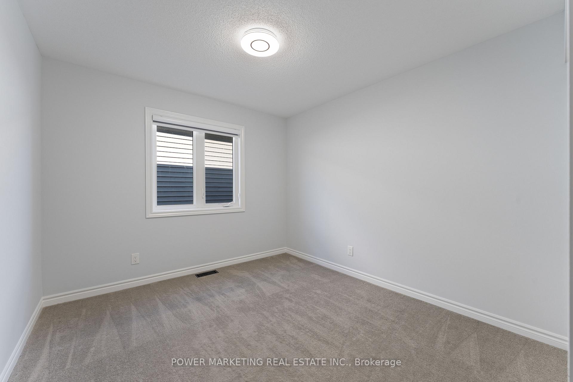 Photo 24 of 815 Henslows Circle, Ottawa, Avalon West — HOMEH