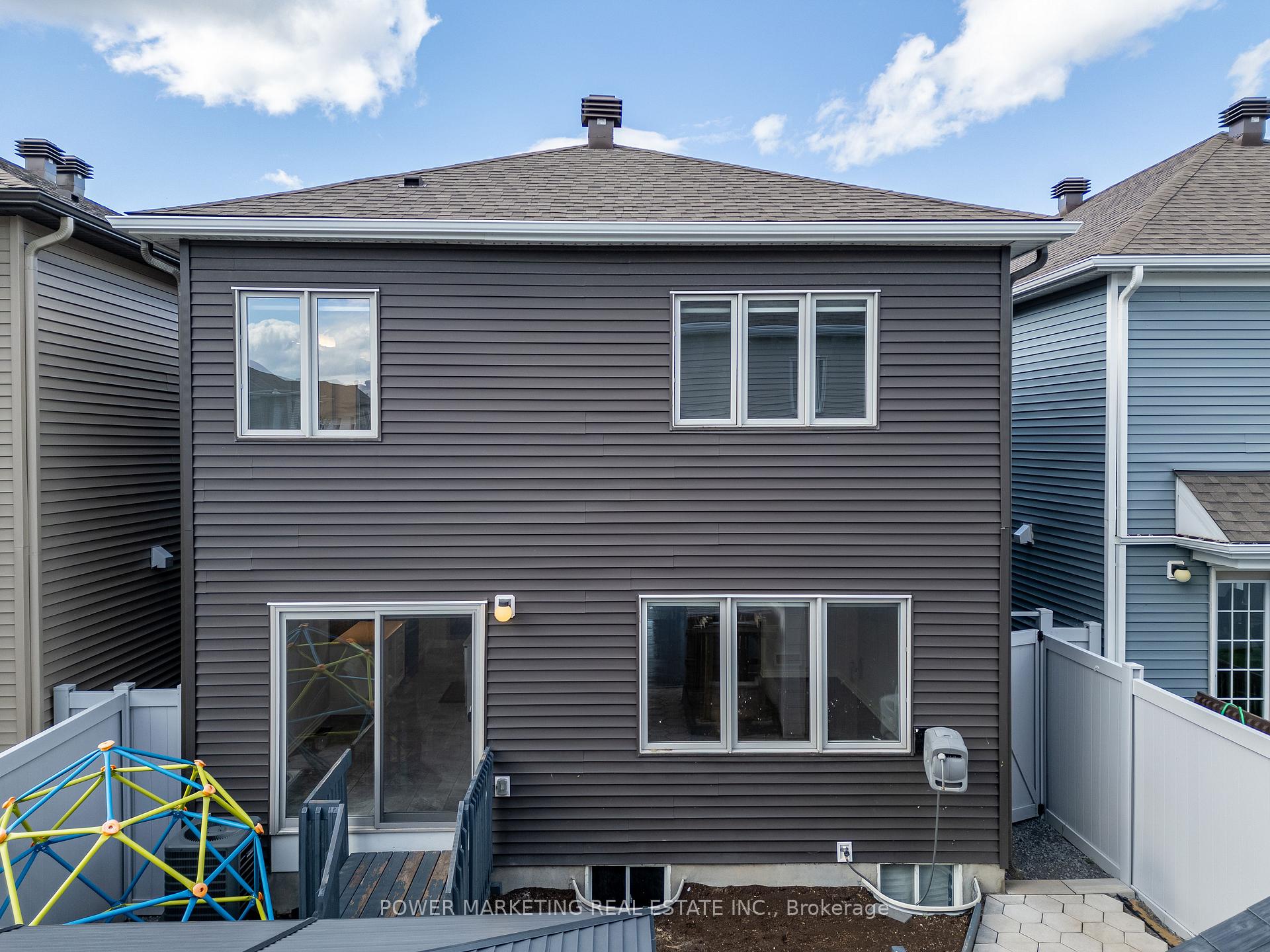 Photo 26 of 815 Henslows Circle, Ottawa, Avalon West — HOMEH