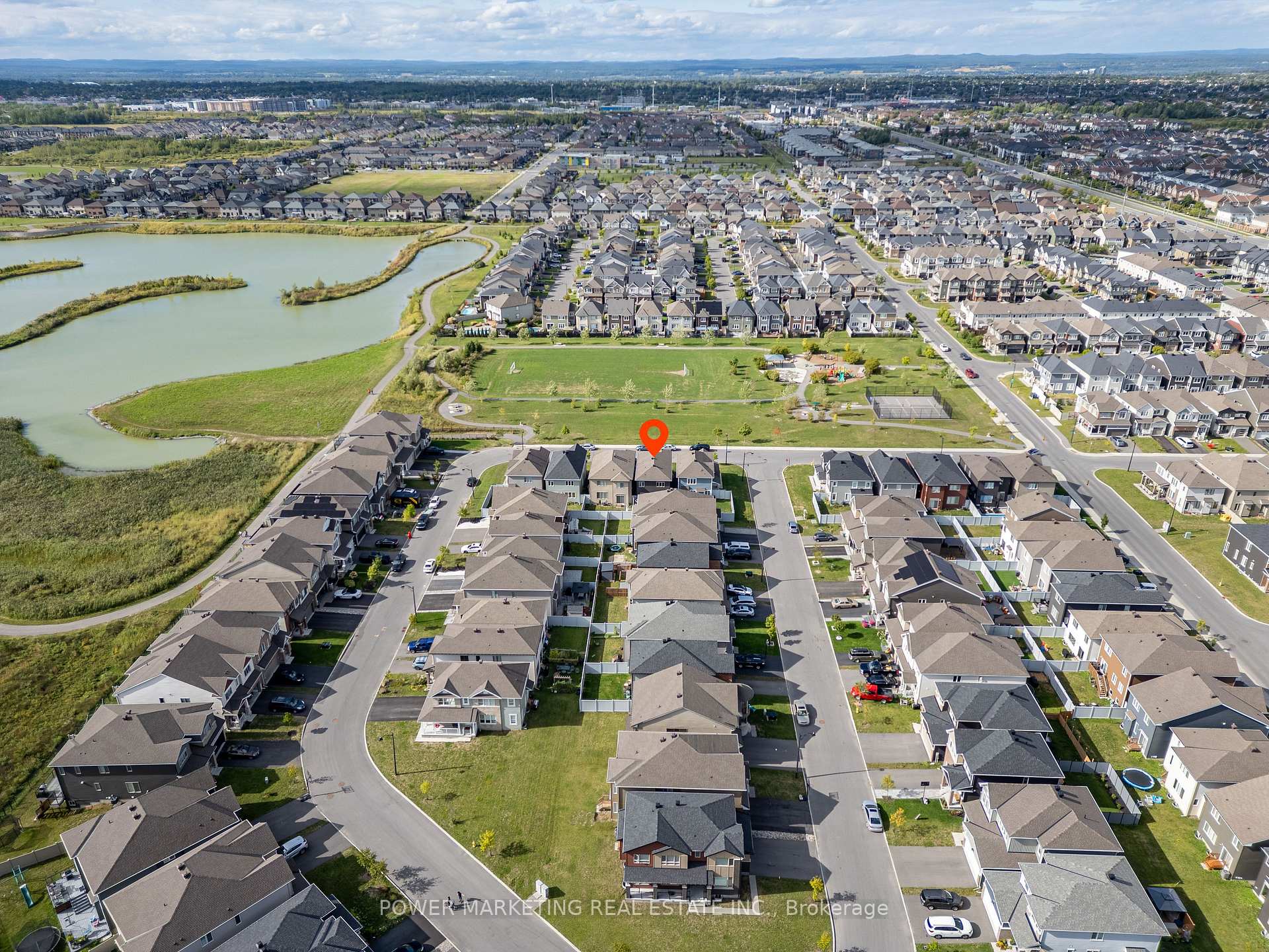 Photo 33 of 815 Henslows Circle, Ottawa, Avalon West — HOMEH