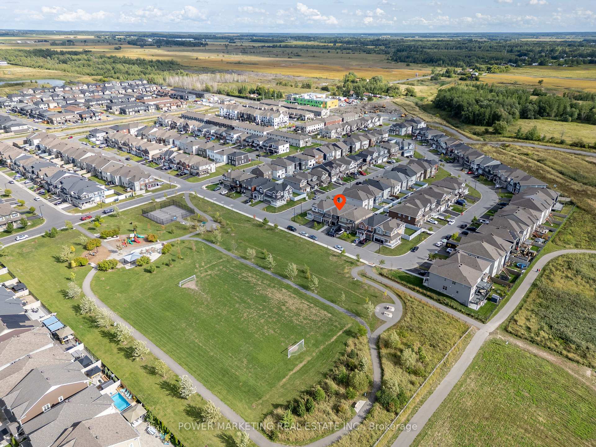 Photo 36 of 815 Henslows Circle, Ottawa, Avalon West — HOMEH