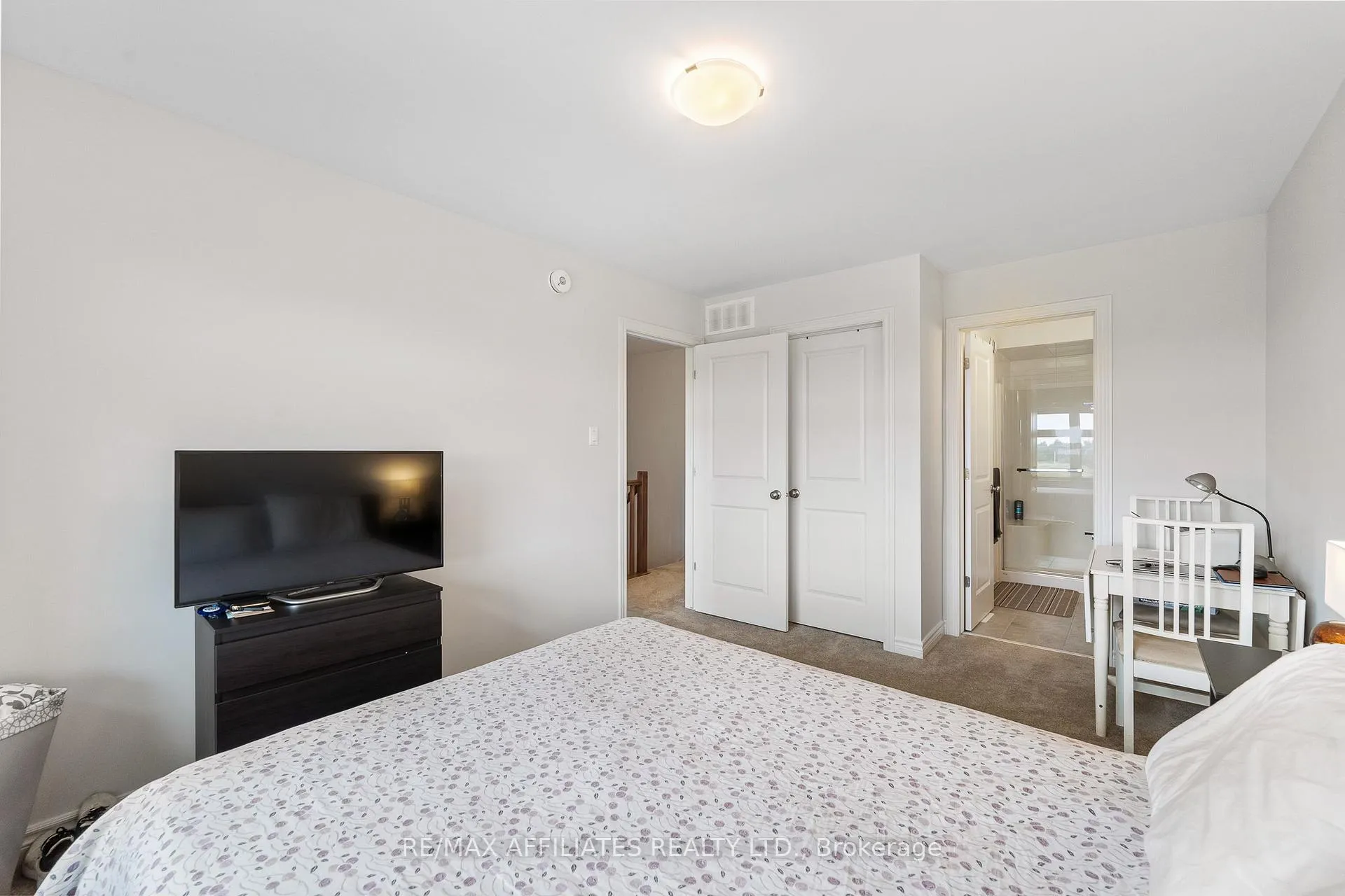 Photo 22 of 28 Verglas Lane, Ottawa, Mer Bleue/Bradley Estates/Anderson Park — HOMEH