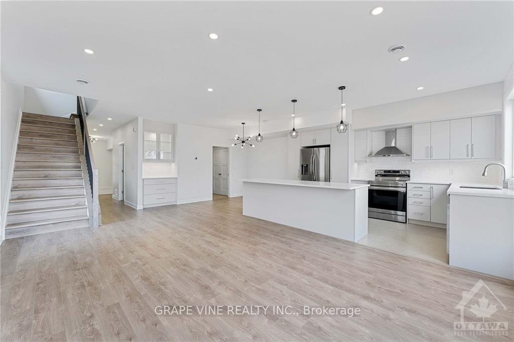 Photo 11 of 460 North Street, North Dundas, Winchester — HOMEH
