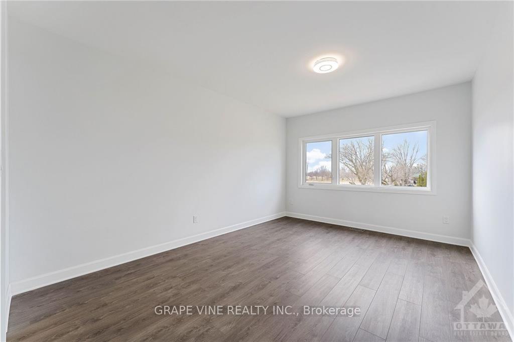 Photo 17 of 460 North Street, North Dundas, Winchester — HOMEH
