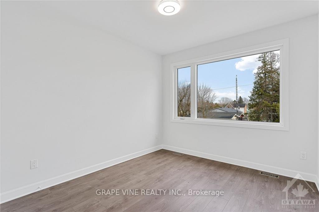 Photo 22 of 460 North Street, North Dundas, Winchester — HOMEH