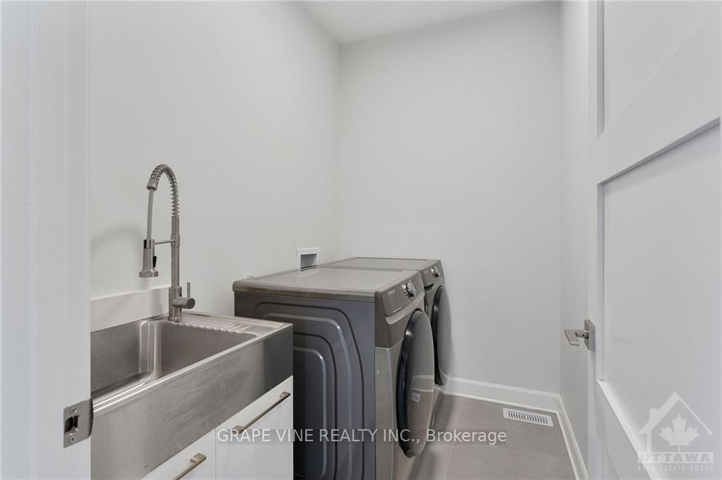 Photo 25 of 460 North Street, North Dundas, Winchester — HOMEH