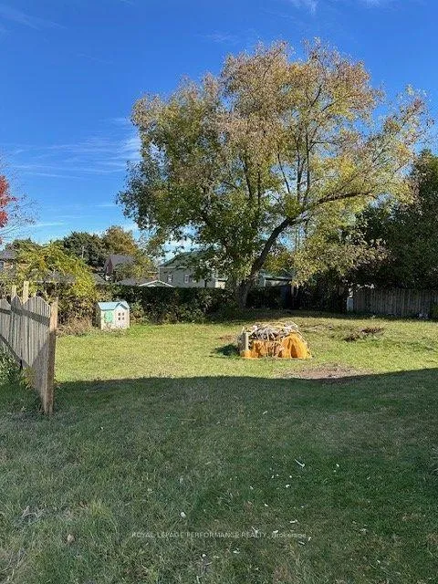 Photo 12 of 235 Main Street N, North Glengarry, Alexandria — HOMEH
