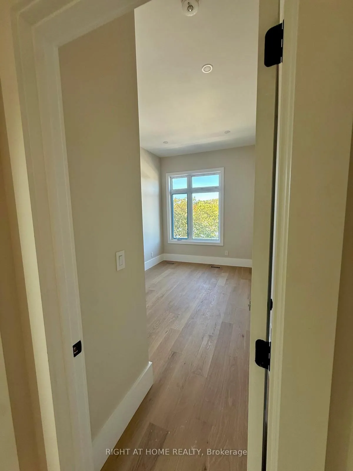Photo 8 of 79A River Street, Parry Sound — HOMEH