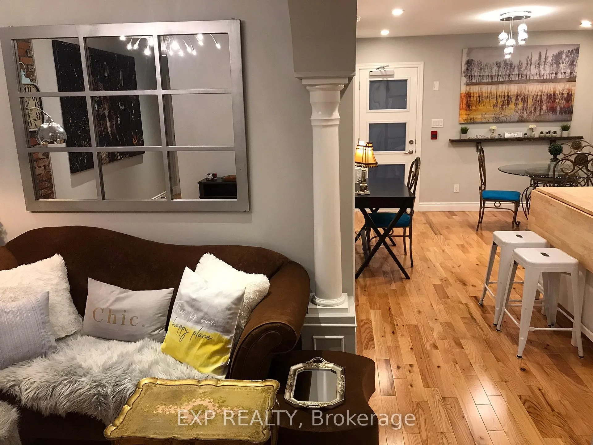 Photo 3 of Unit 4, 442 Mcleod Street, Ottawa, Ottawa Centre — HOMEH