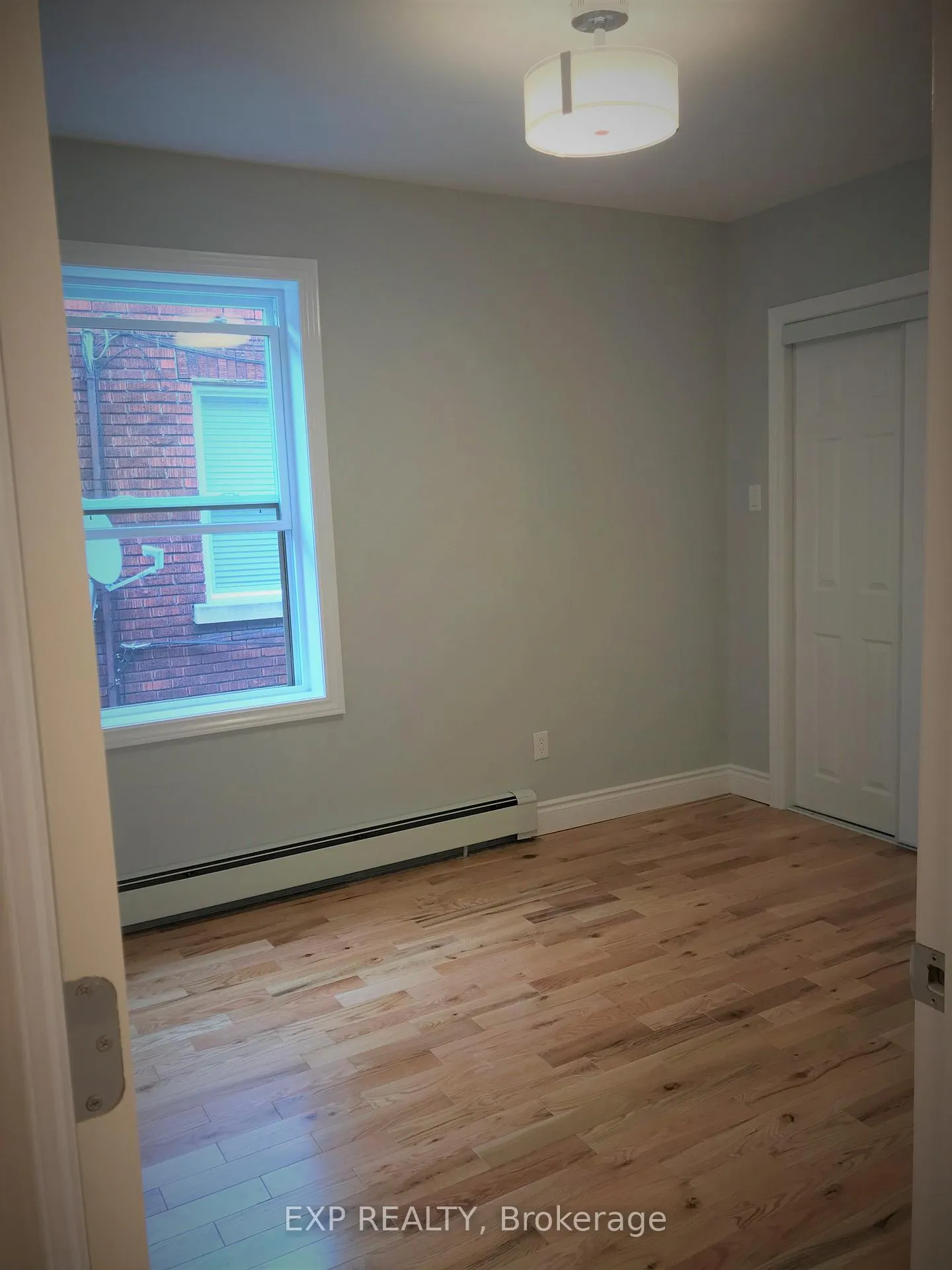 Photo 13 of Unit 4, 442 Mcleod Street, Ottawa, Ottawa Centre — HOMEH