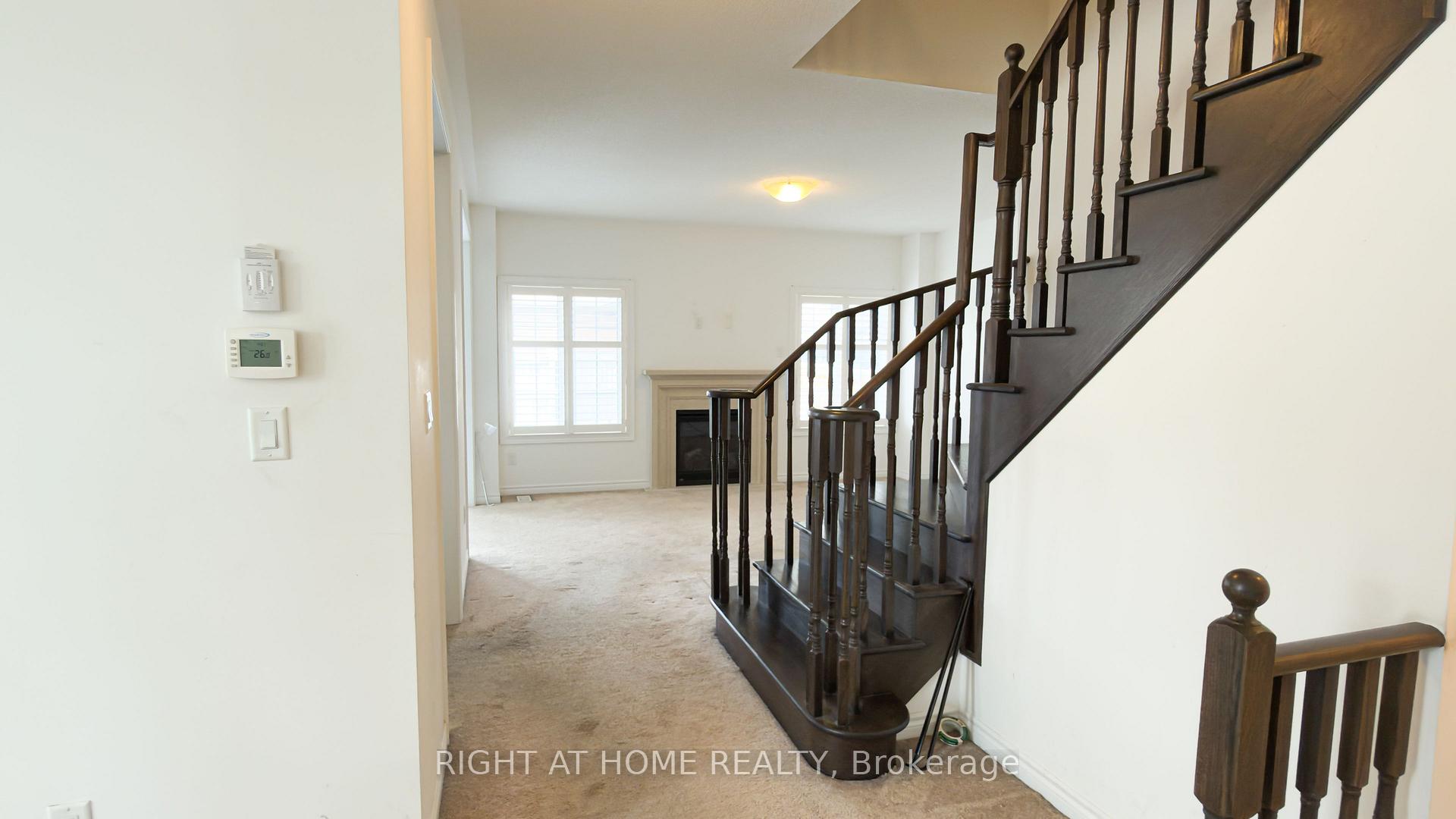 Photo 5 of 68 Dowling Road, New Tecumseth, Alliston — HOMEH