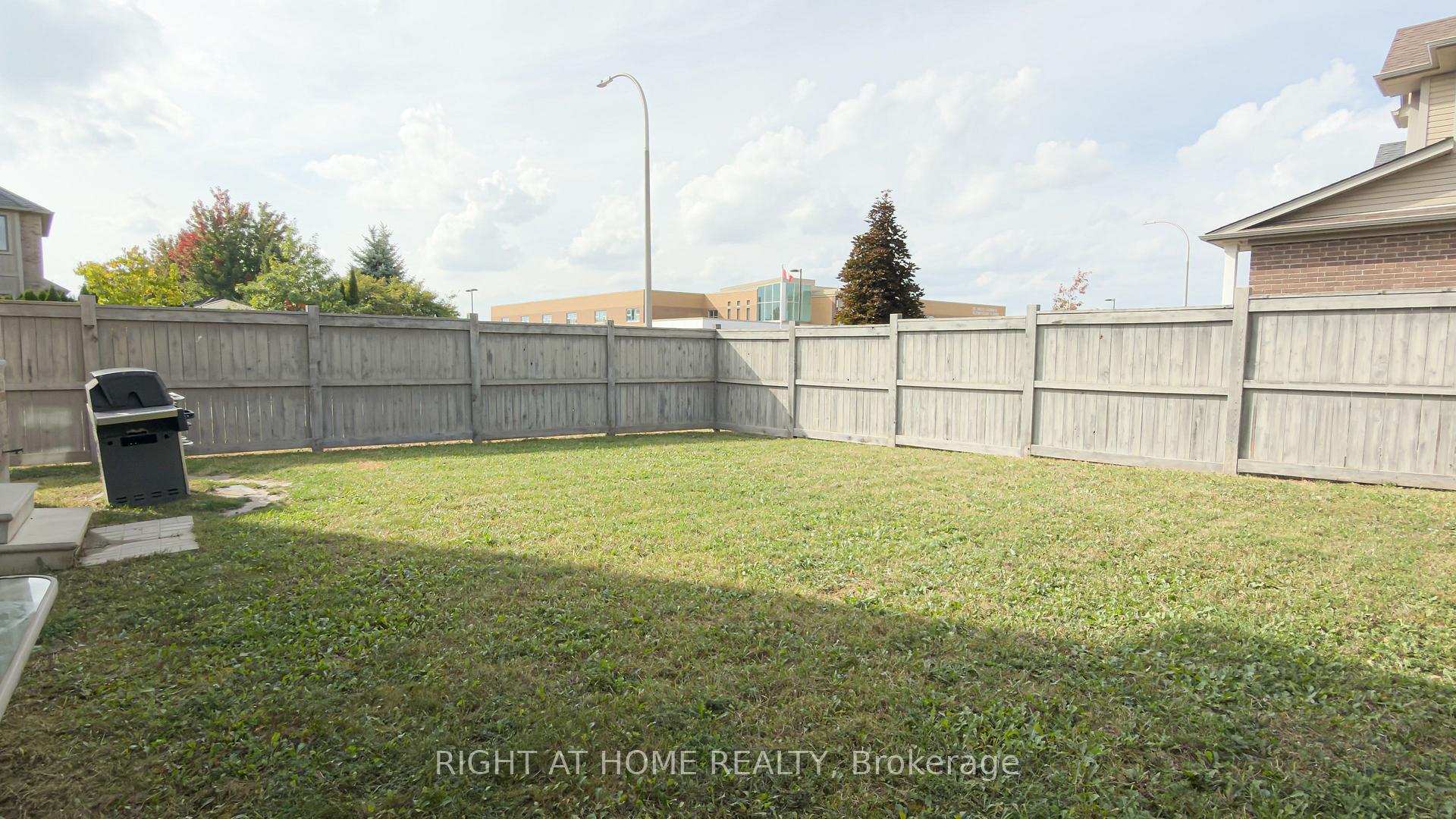 Photo 23 of 68 Dowling Road, New Tecumseth, Alliston — HOMEH