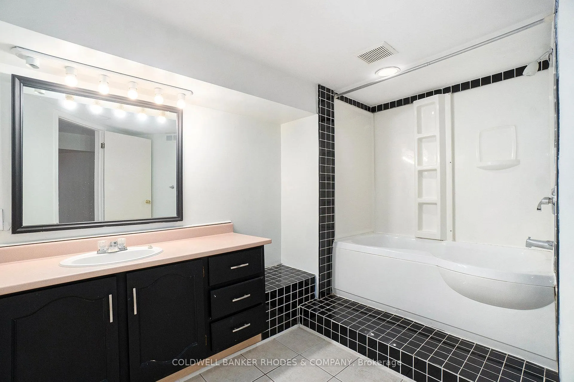 Photo 16 of 100 Prince Albert Street, Ottawa, Overbrook/Castle Heights — HOMEH