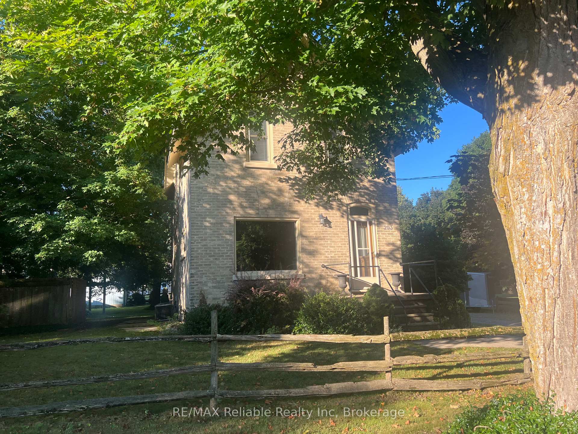 Photo 2 of 293 Drummond Street, North Huron, Blyth — HOMEH