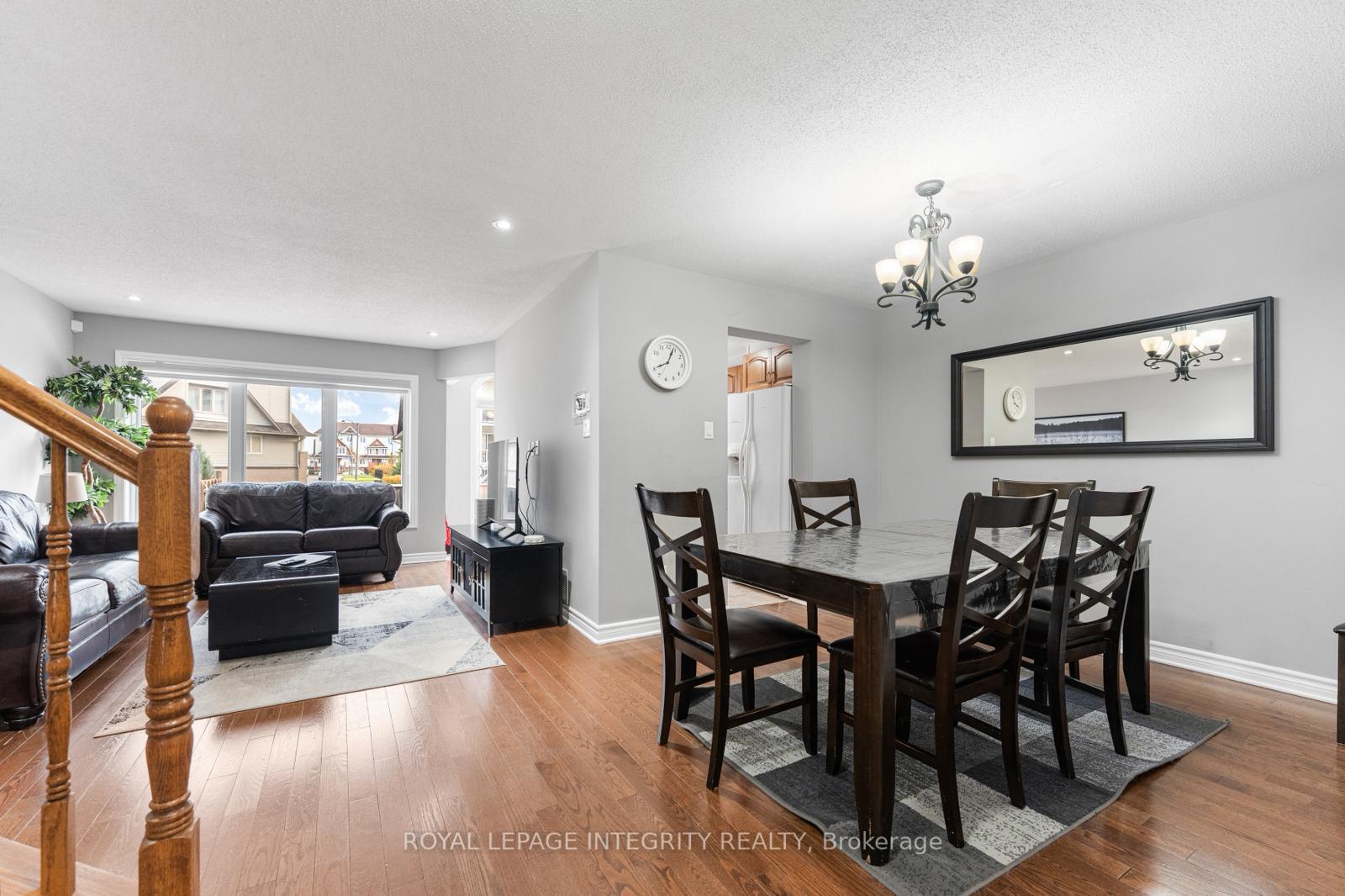 Photo 7 of 410 Goldenbrook Way, Ottawa, Avalon East — HOMEH