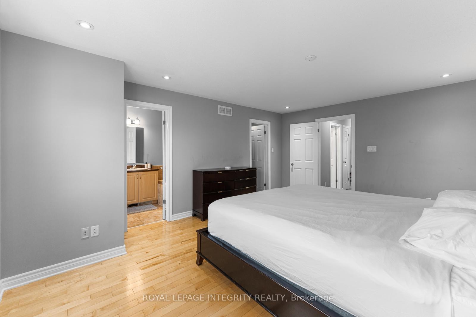 Photo 11 of 410 Goldenbrook Way, Ottawa, Avalon East — HOMEH