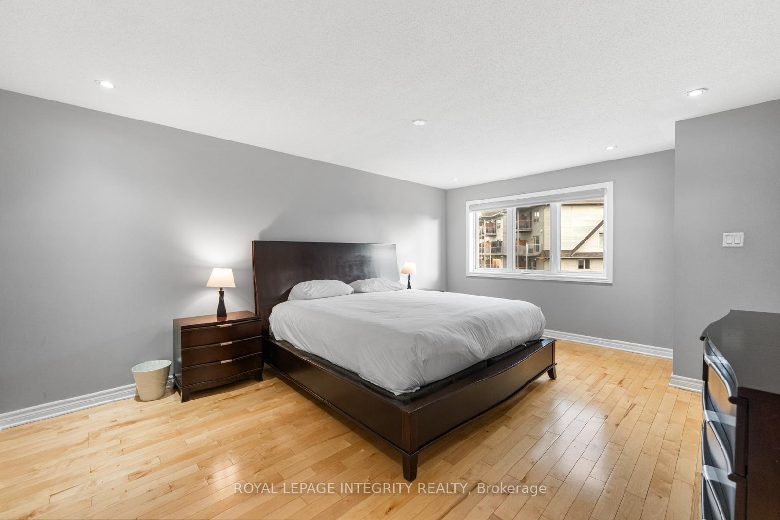 Photo 17 of 410 Goldenbrook Way, Ottawa, Avalon East — HOMEH