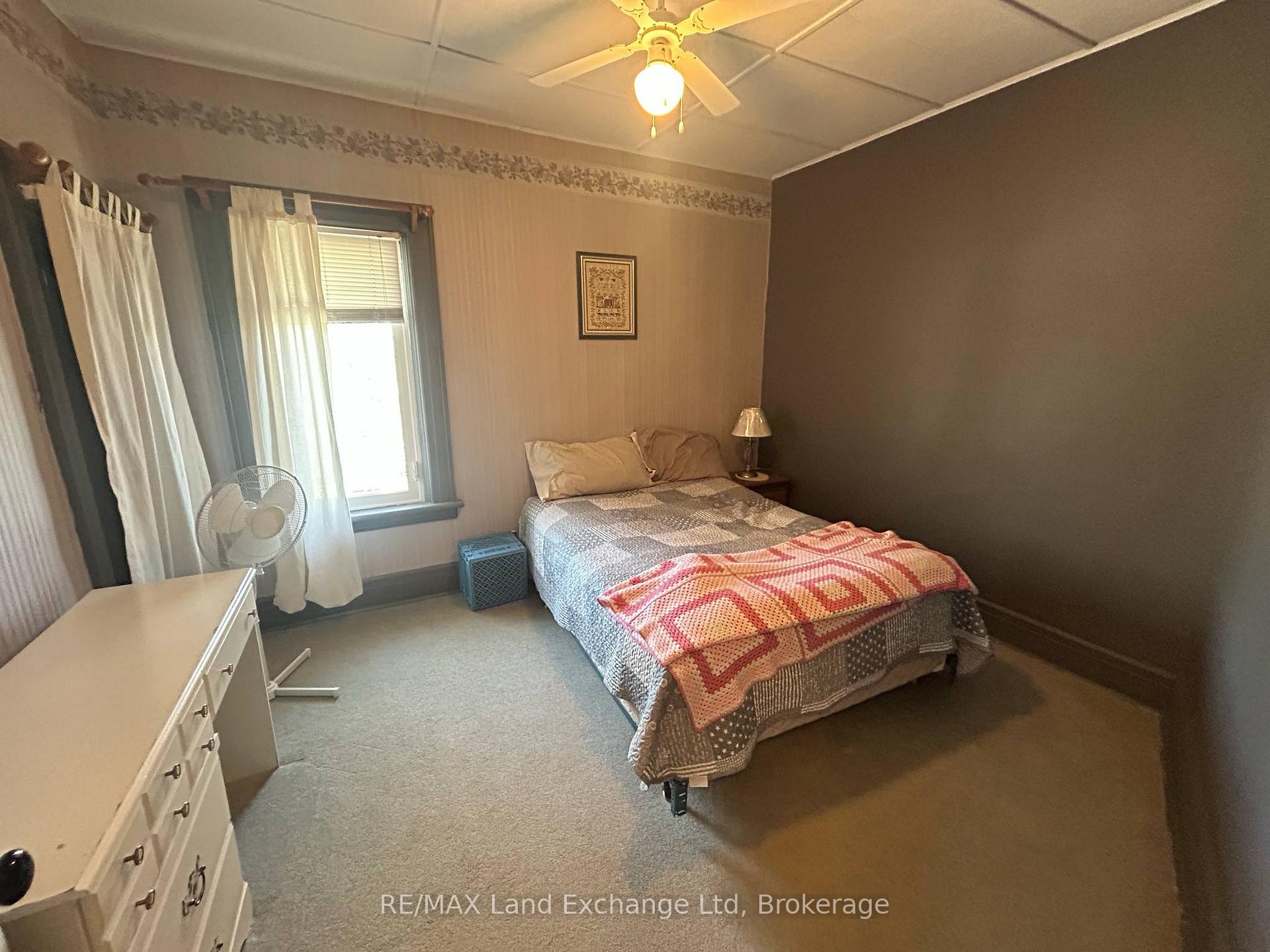 Photo 24 of 327 Frances Street, North Huron, Wingham — HOMEH