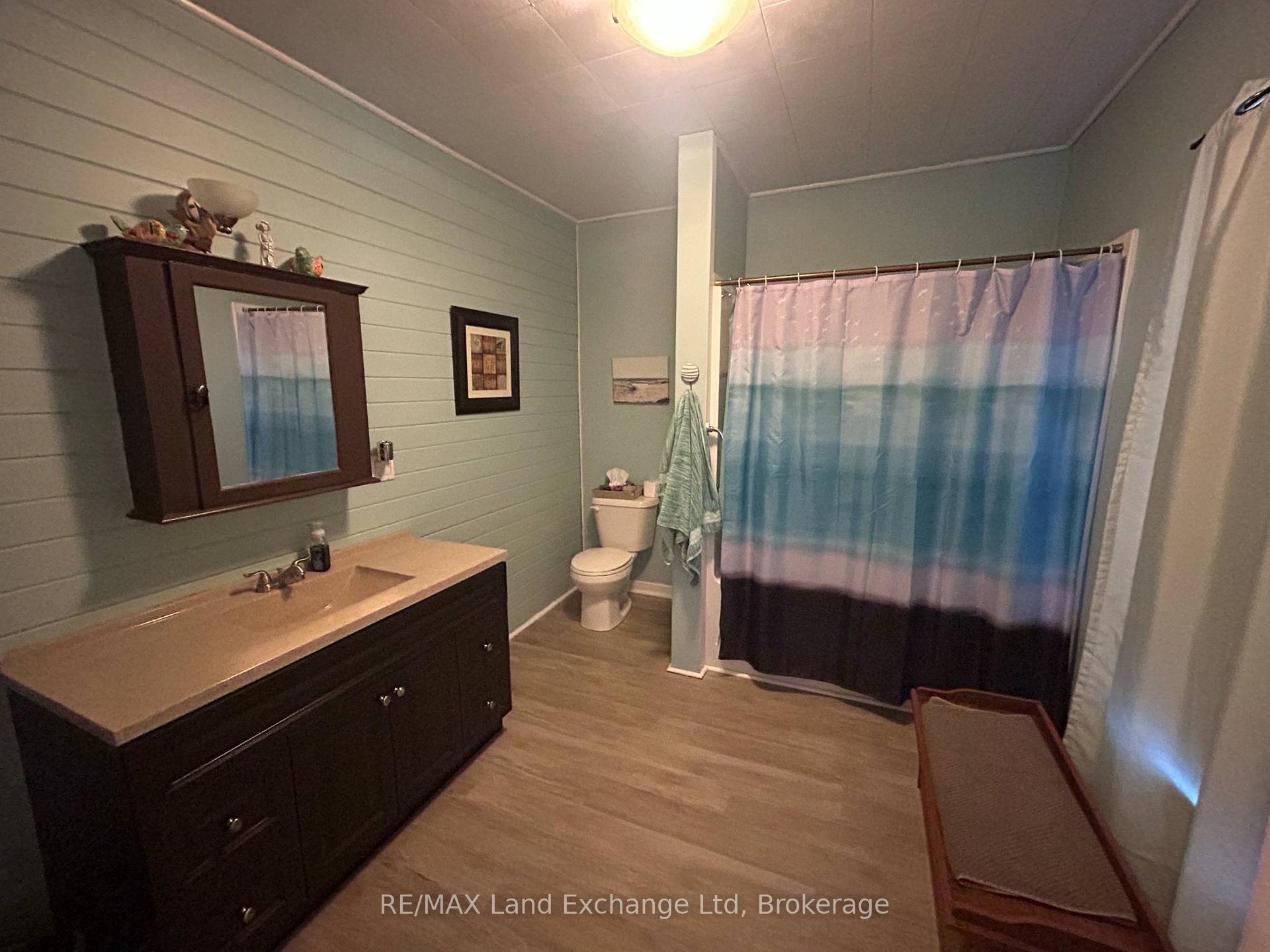 Photo 26 of 327 Frances Street, North Huron, Wingham — HOMEH
