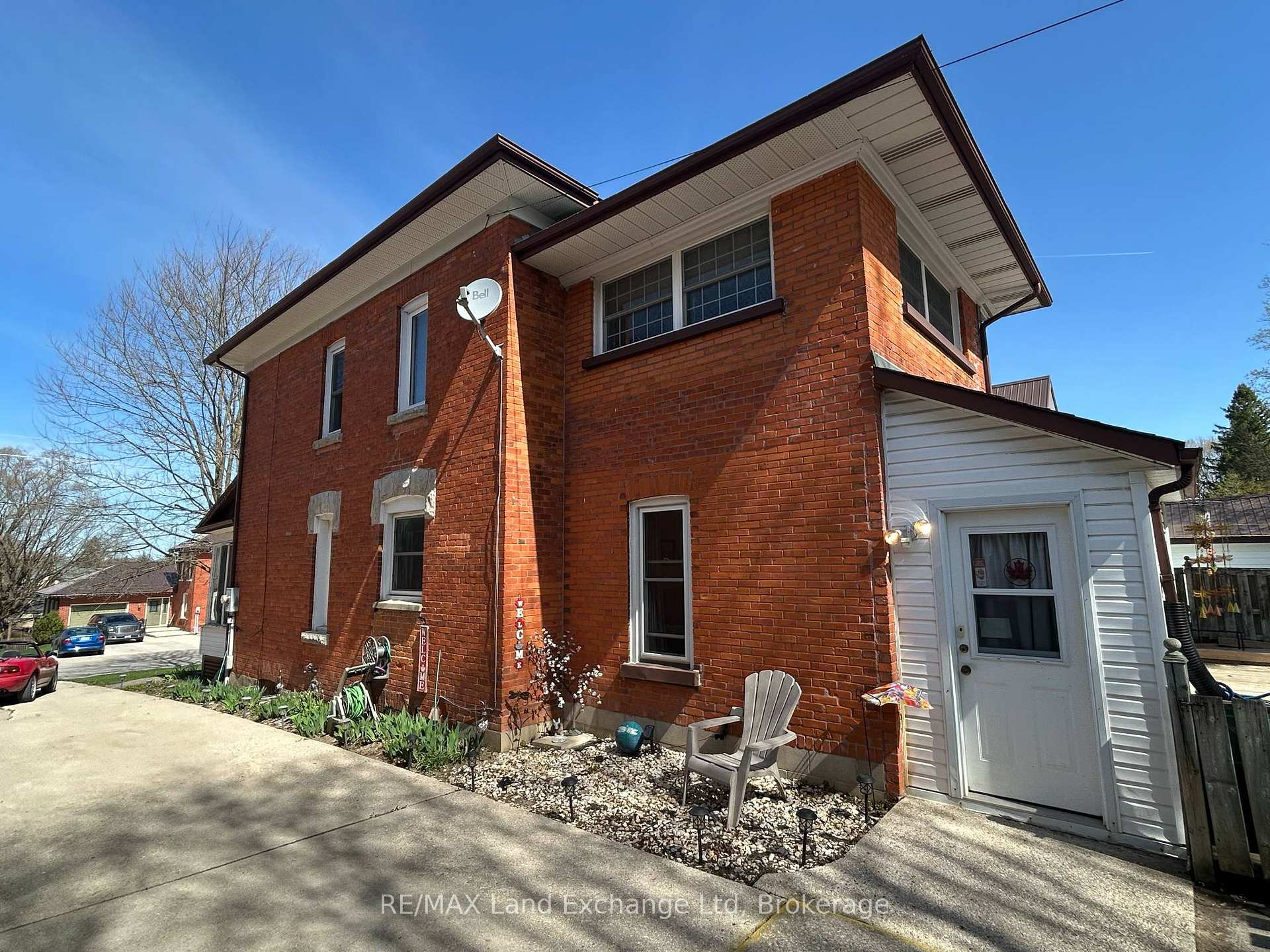 Photo 31 of 327 Frances Street, North Huron, Wingham — HOMEH