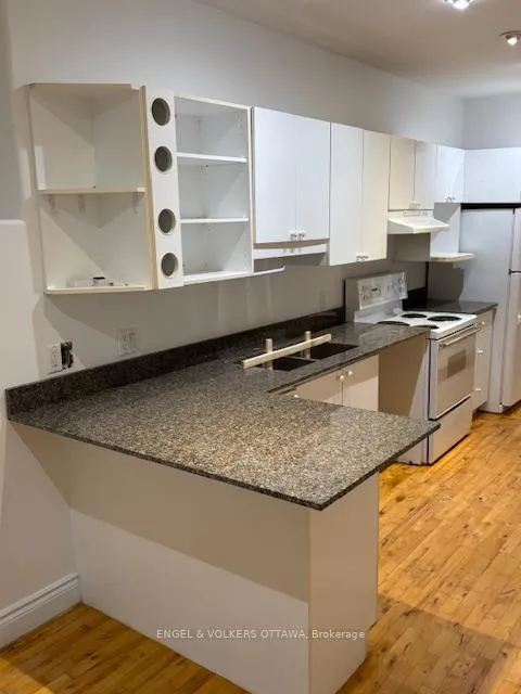 Photo 12 of Unit B, 306 Presland Road, Ottawa, Overbrook/Castle Heights — HOMEH
