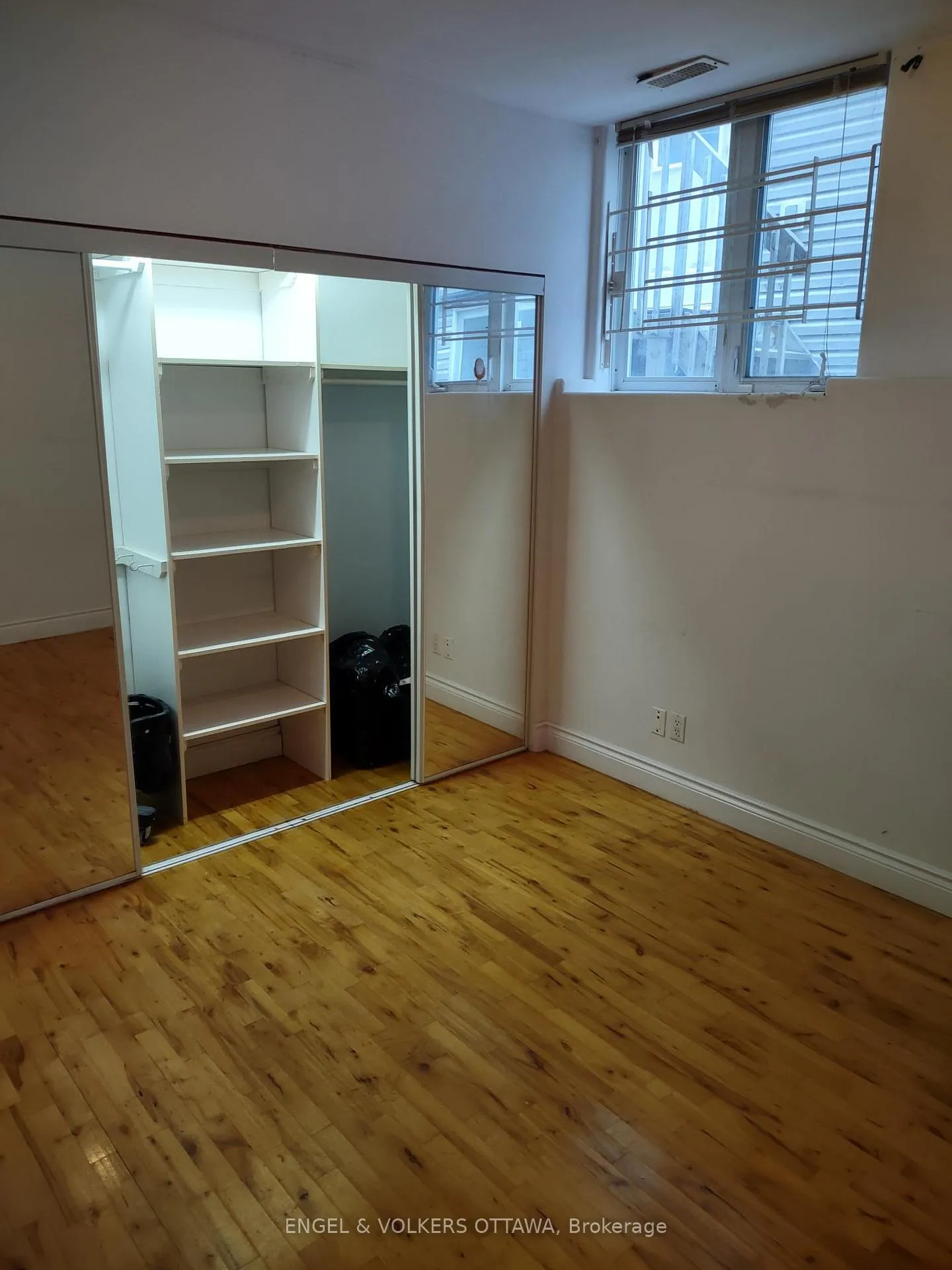 Photo 29 of Unit B, 306 Presland Road, Ottawa, Overbrook/Castle Heights — HOMEH