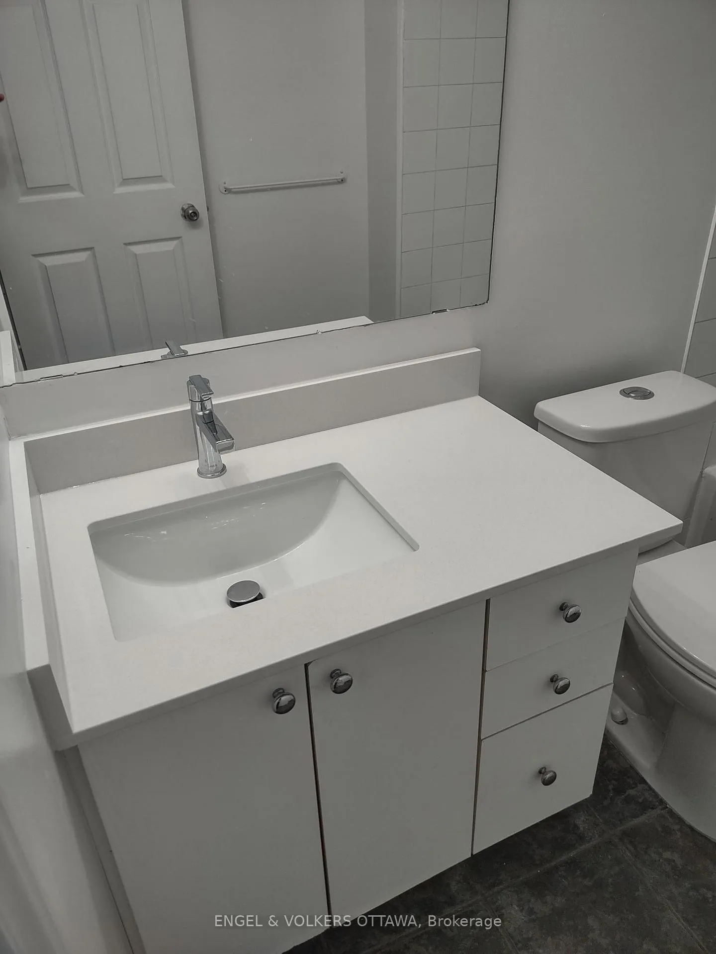 Photo 31 of Unit B, 306 Presland Road, Ottawa, Overbrook/Castle Heights — HOMEH
