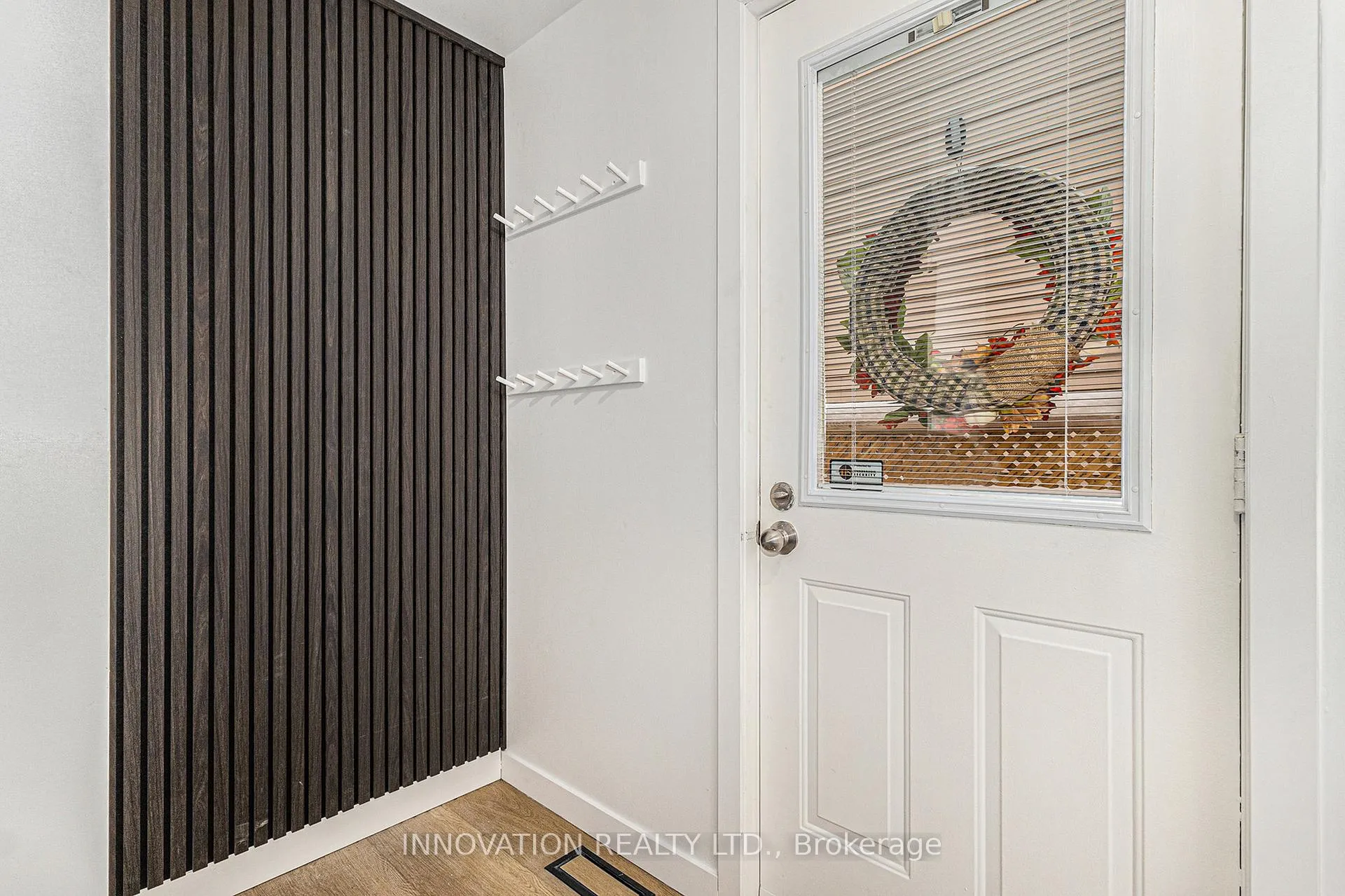Photo 2 of Unit B, 1665 Teakdale Avenue, Ottawa, Chapel Hill — HOMEH