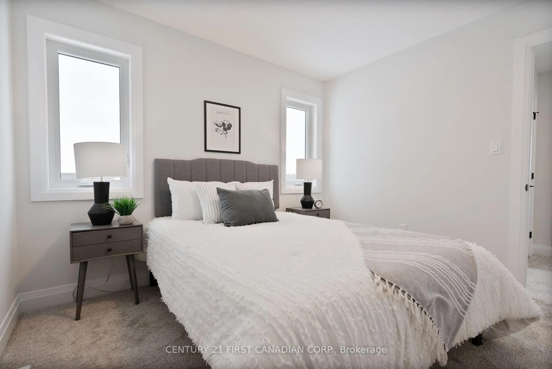 Photo 16 of 64 Postma Crescent, North Middlesex, Ailsa Craig — HOMEH