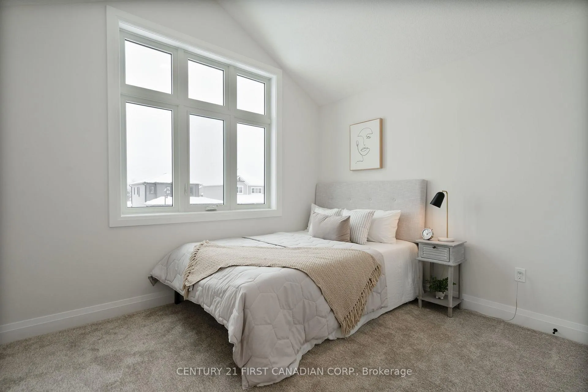 Photo 18 of 64 Postma Crescent, North Middlesex, Ailsa Craig — HOMEH