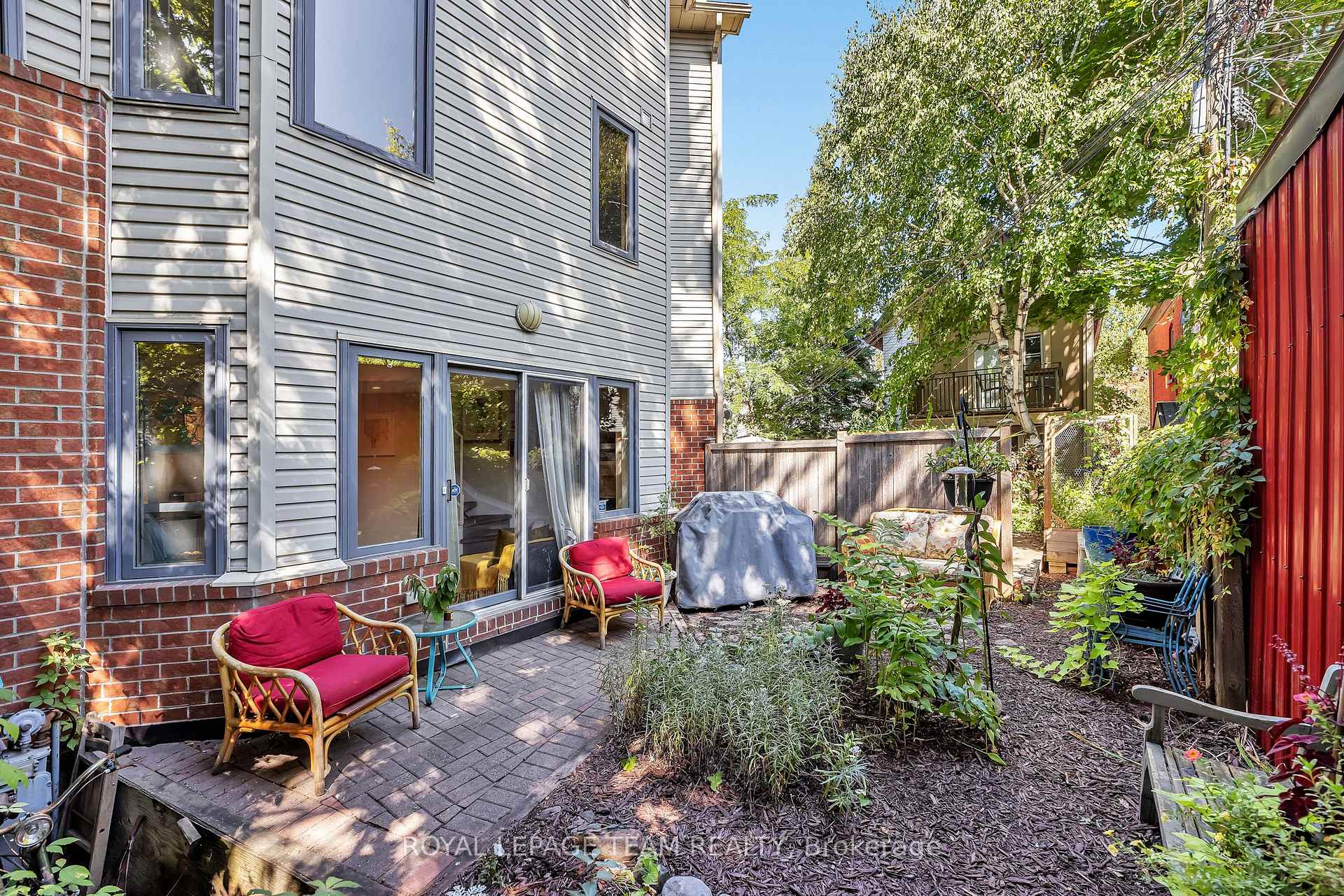 Photo 10 of Unit 9, 518 Lisgar Street, Ottawa, Ottawa Centre — HOMEH