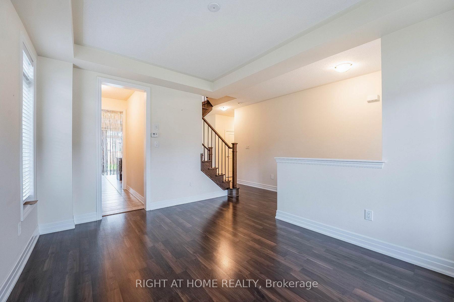 Photo 7 of 9486 Tallgrass Avenue, Niagara Falls, Lyons Creek — HOMEH