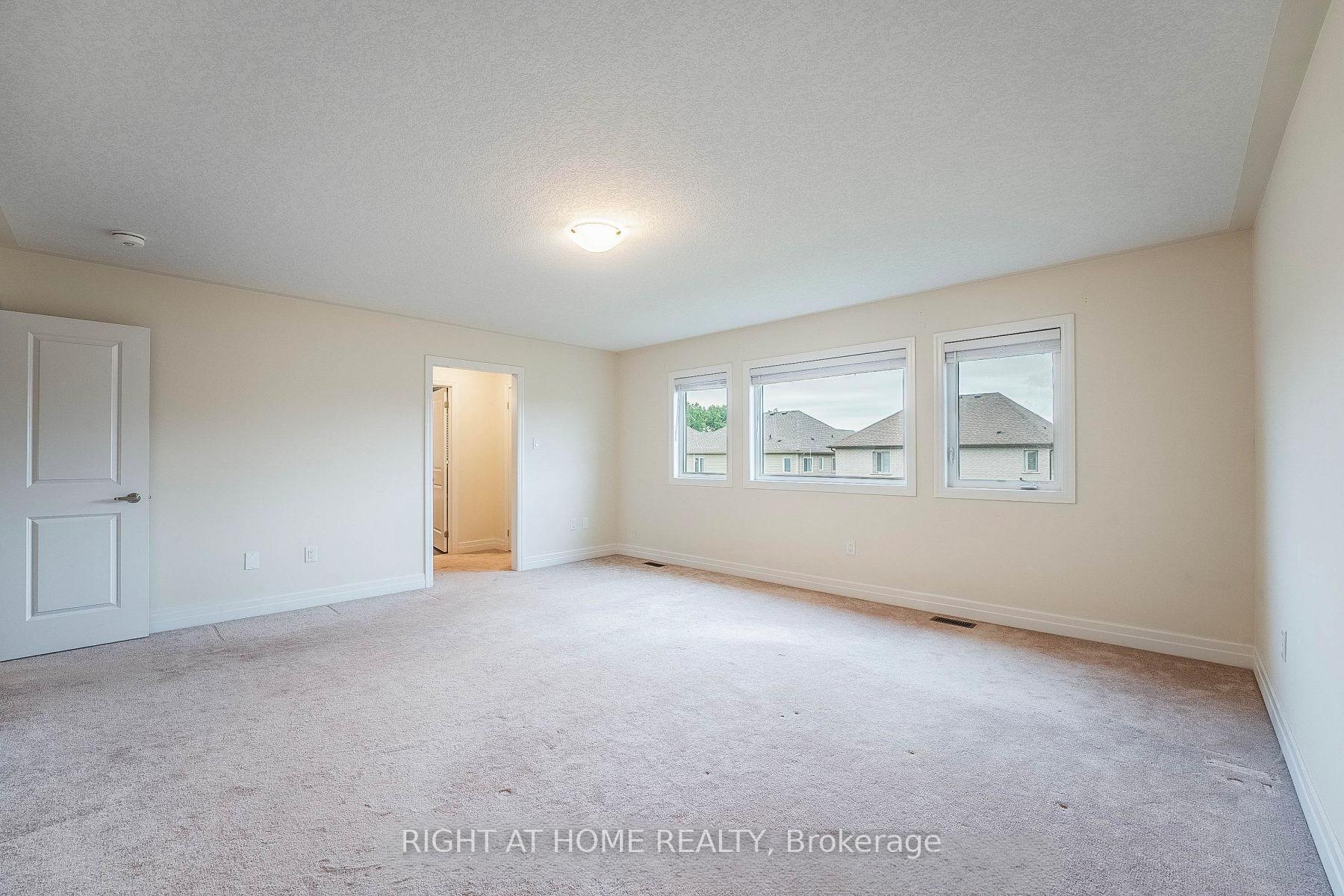 Photo 24 of 9486 Tallgrass Avenue, Niagara Falls, Lyons Creek — HOMEH