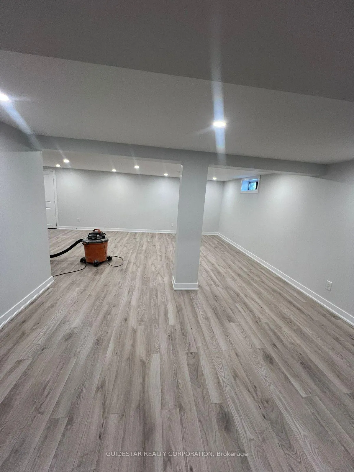 Photo 19 of 1313 Rideout Crescent, Ottawa, Parkway Park — HOMEH