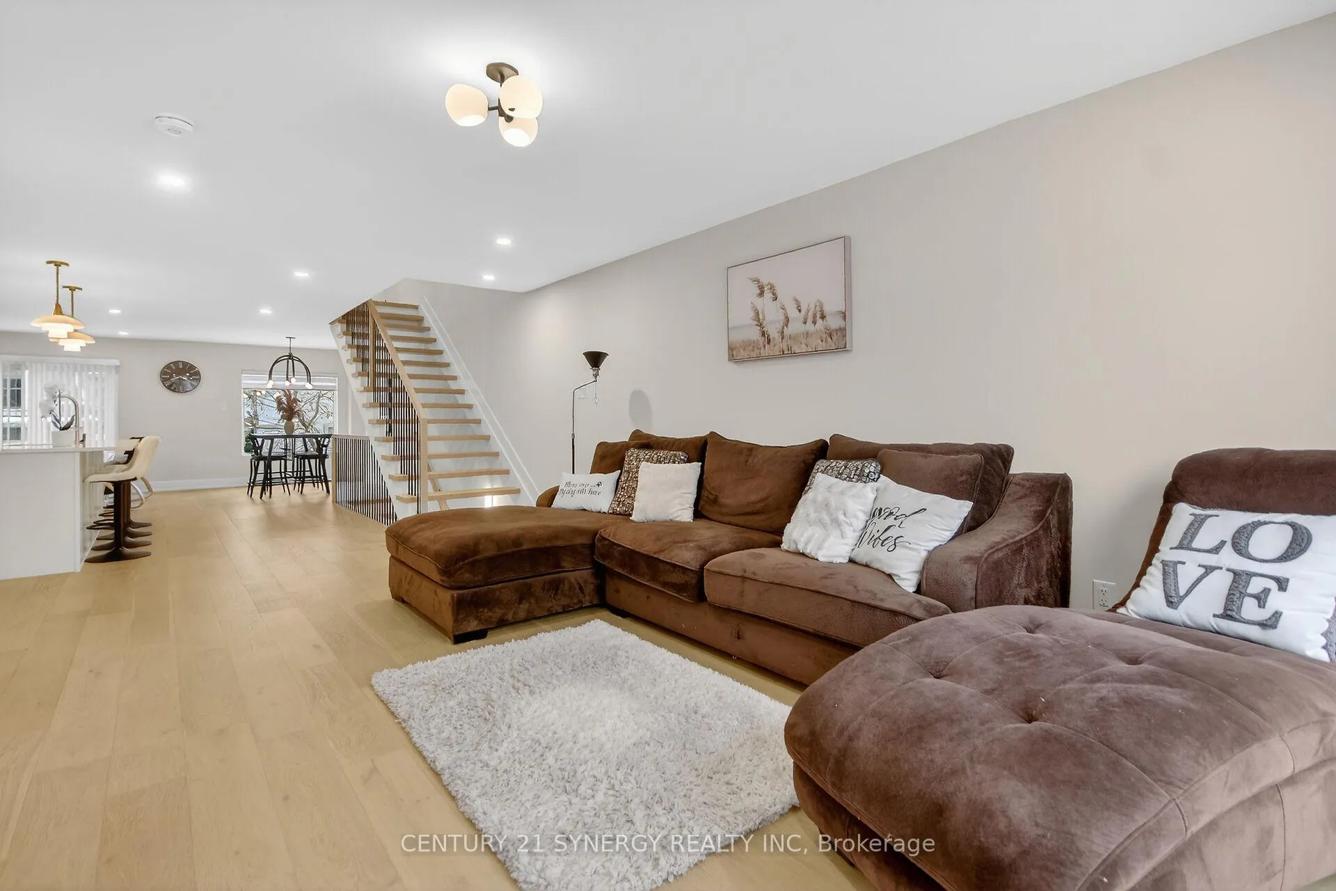 Photo 6 of 116 King George Street, Ottawa, Overbrook/Castle Heights — HOMEH