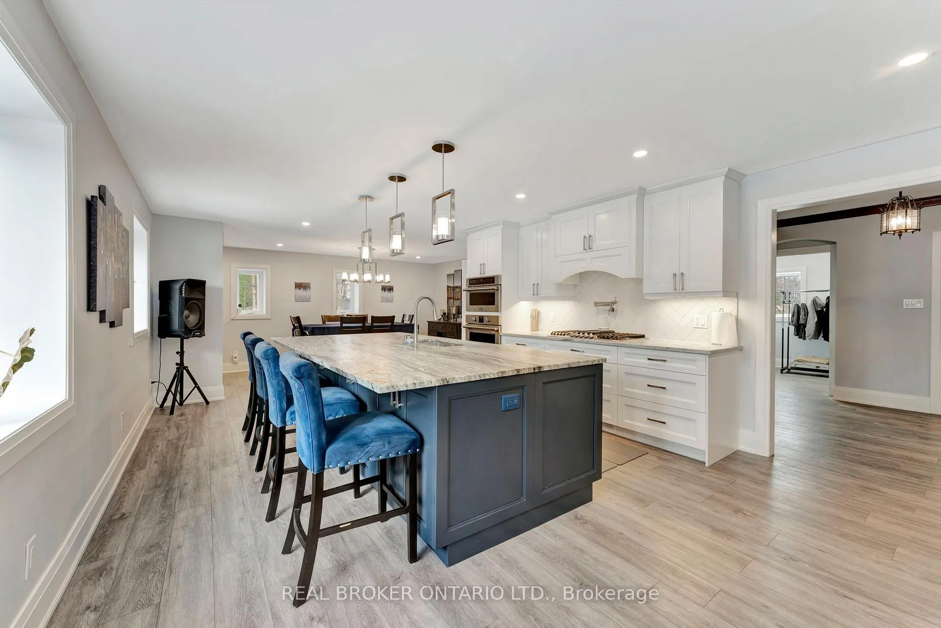 Photo 13 of 26 Evergreen Hill Road, Norfolk, Simcoe — HOMEH