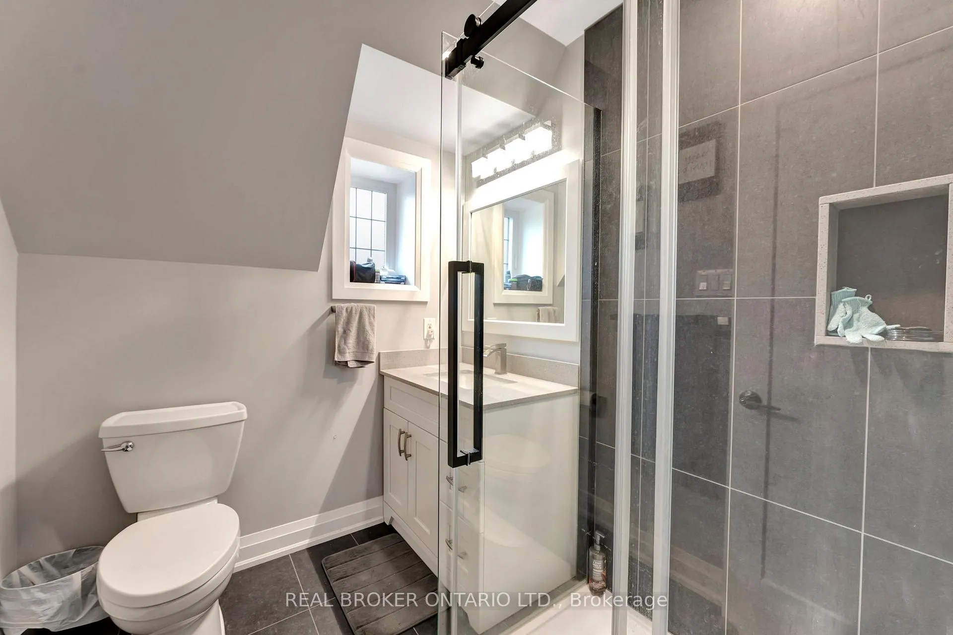 Photo 31 of 26 Evergreen Hill Road, Norfolk, Simcoe — HOMEH