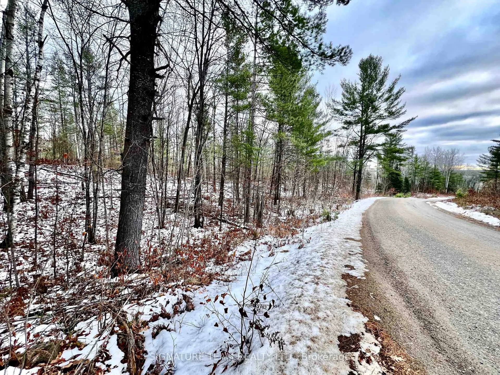 Photo 37 of 744 Black Creek Road, North Algona Wilberforce, North Algona/Wilberforce Twp — HOMEH